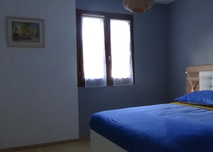 La Campagne Pres De La